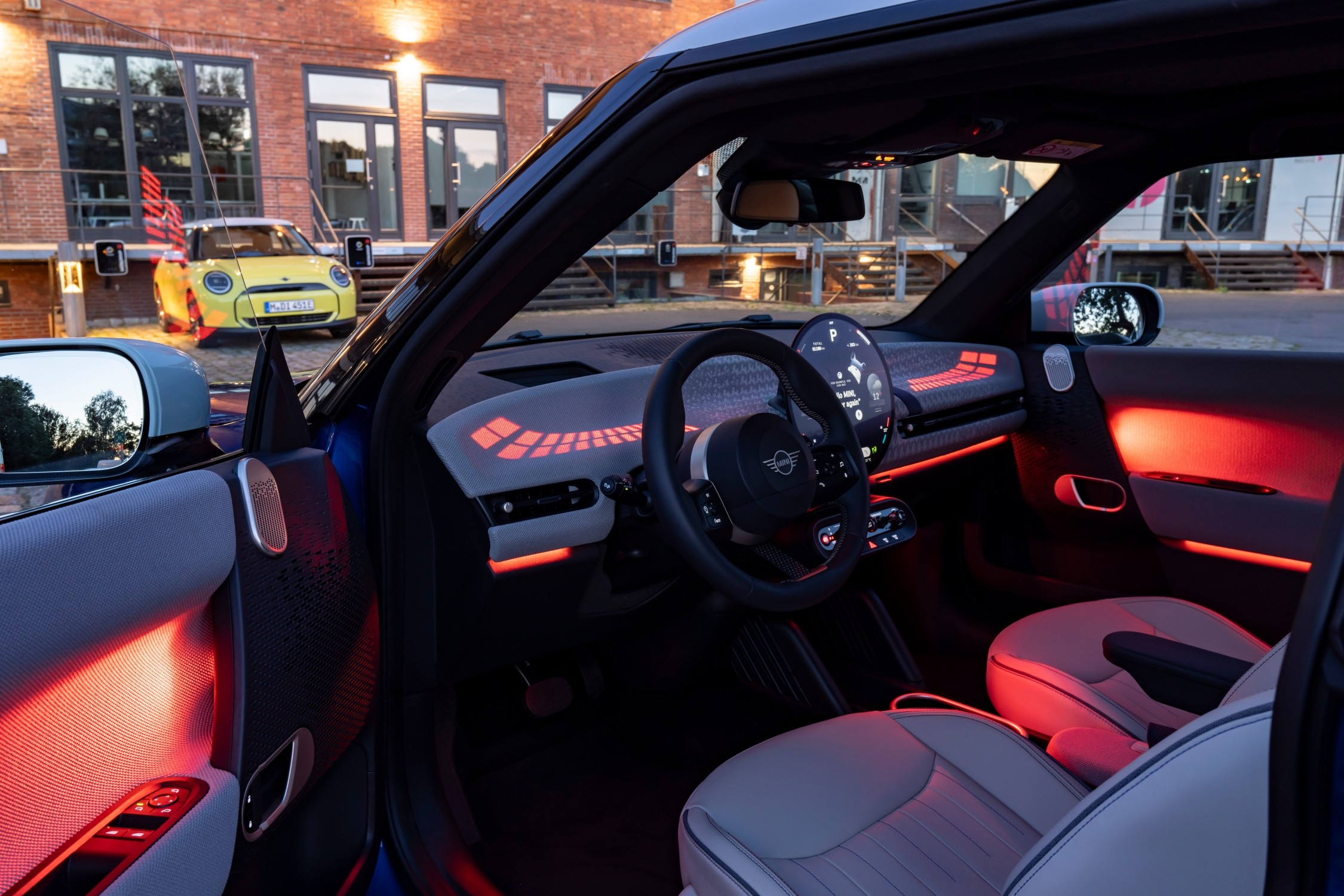 Mini 3 Door Se Ev 2026 Mini Ha Noi Noi That